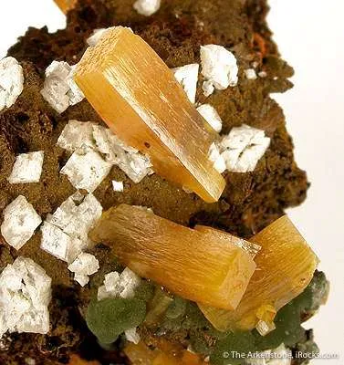 Wulfenite With Calcite and Mimetite - image 3
