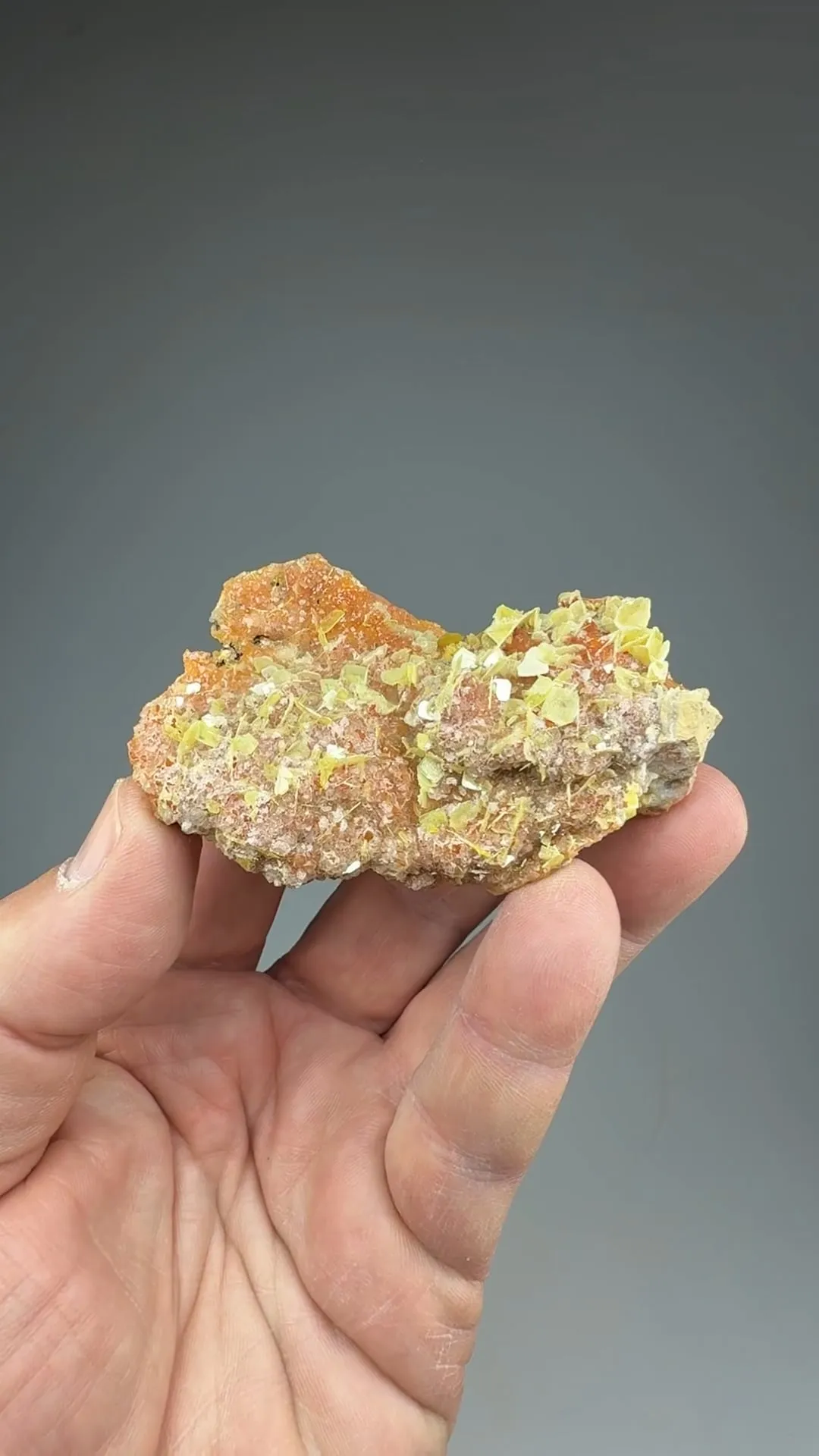 Wulfenite with Calcite - image 2