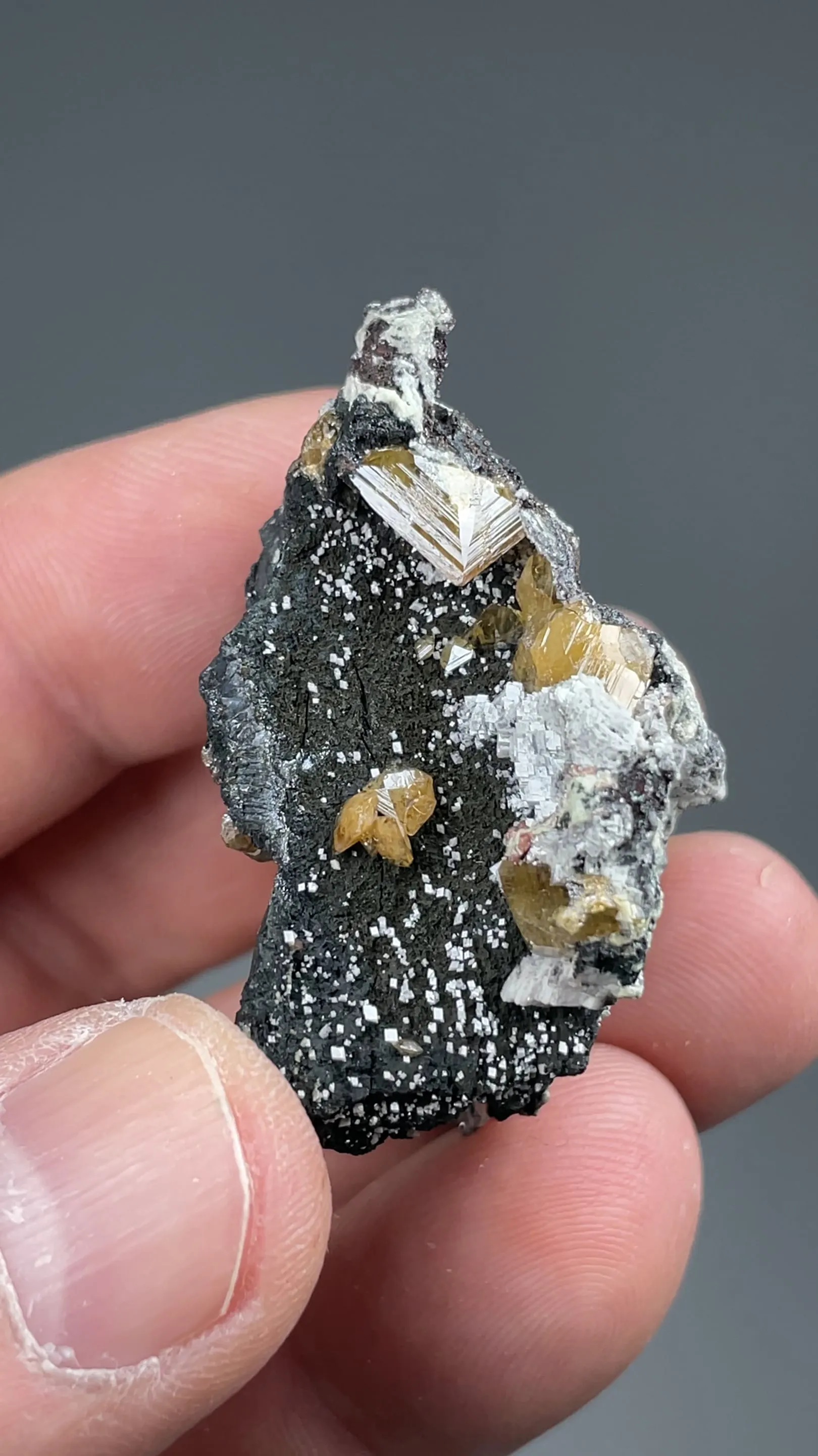 Wulfenite with Calcite, Tennantite - image 2