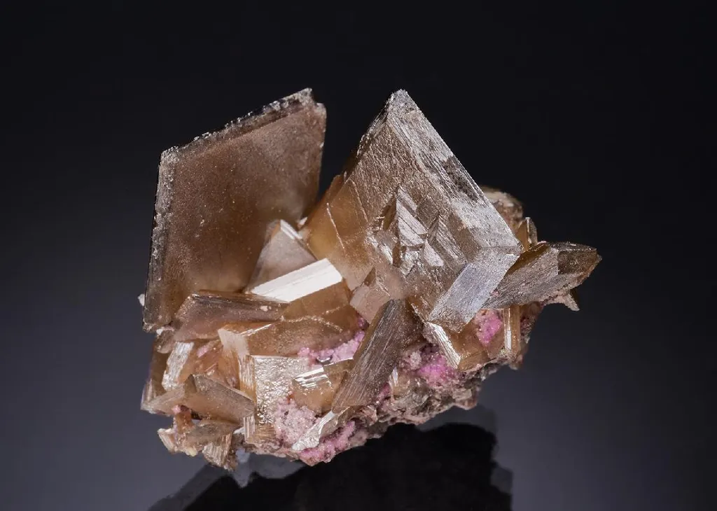 Wulfenite with Cobaltoan Smithsonite
