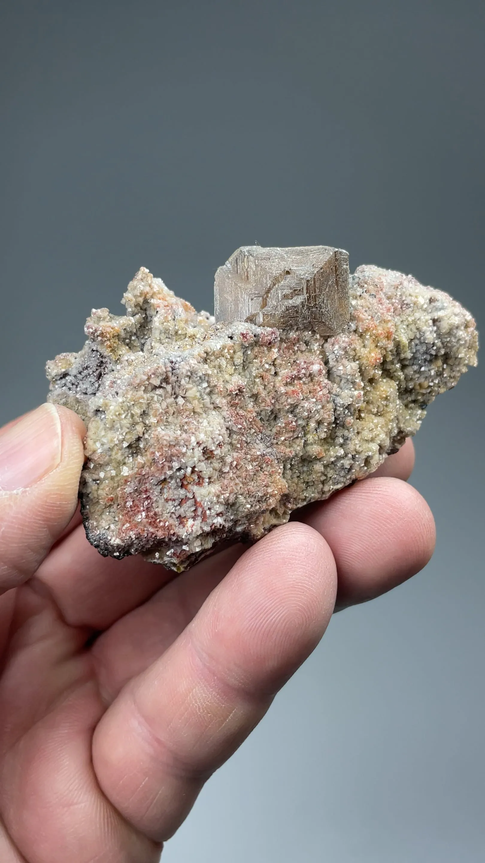 Wulfenite with Dolomite - image 2