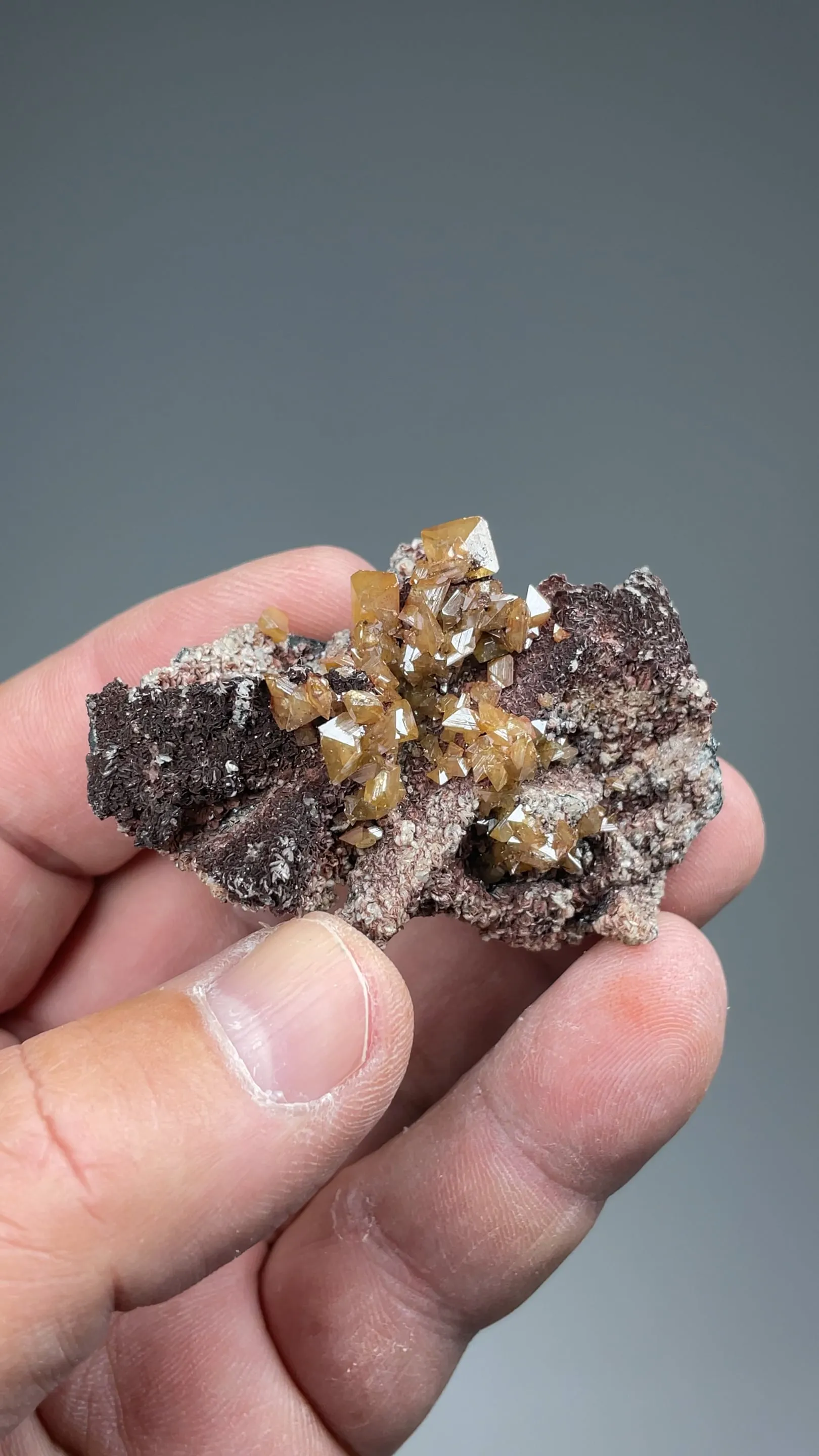 Wulfenite with Goethite, Calcite, Tennantite - image 2