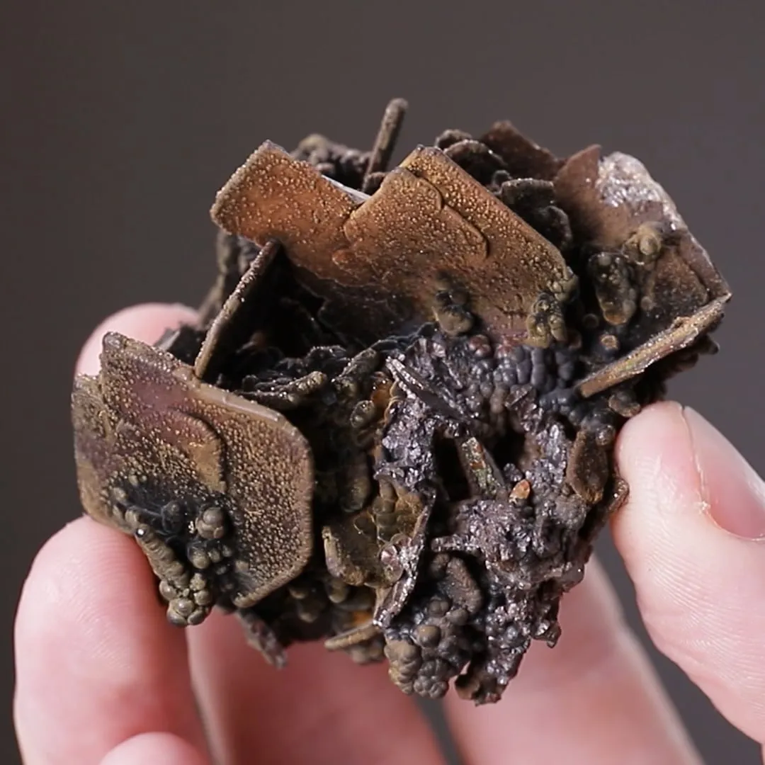 WULFENITE with GOETHITE MOTTRAMITE and SMITHSONITE - image 2