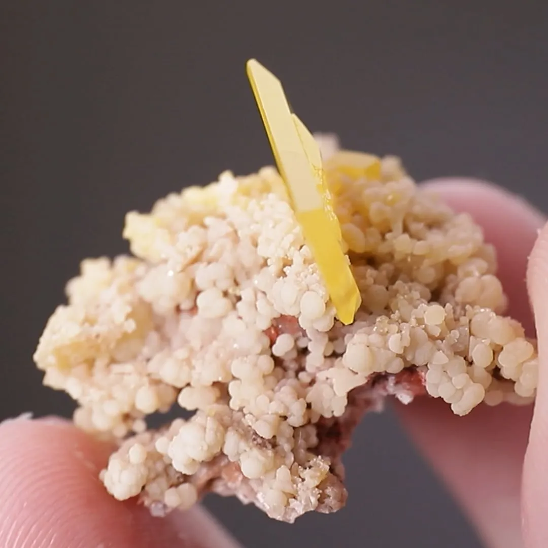 Wulfenite with Mimetite - image 2