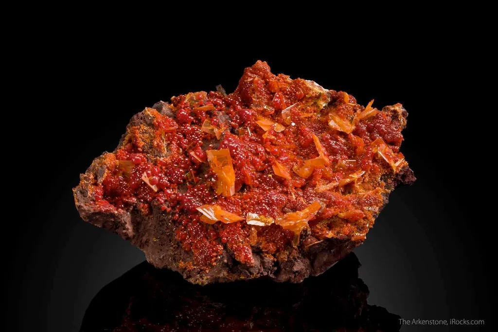 Wulfenite with Mimetite - image 5