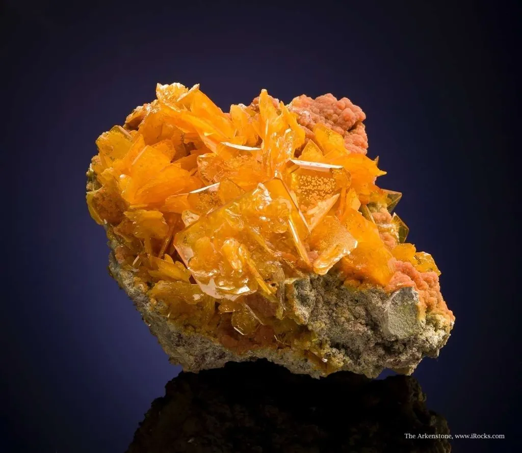 Wulfenite With Mimetite image