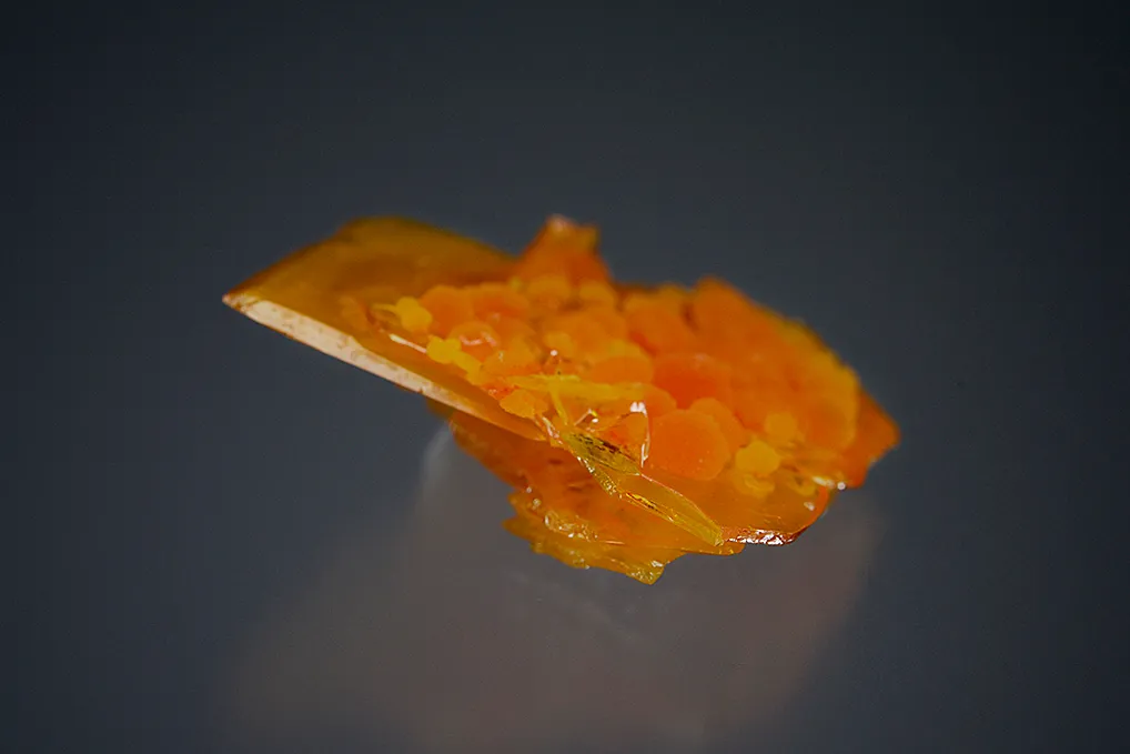 Wulfenite with Mimetite - image 3