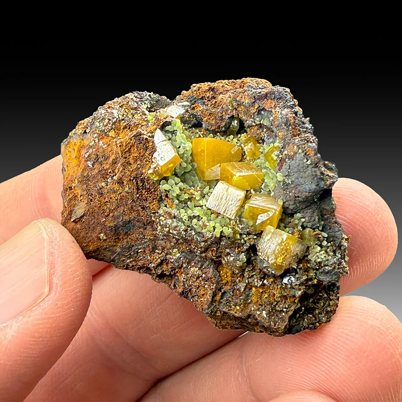 Wulfenite with Mimetite - image 1
