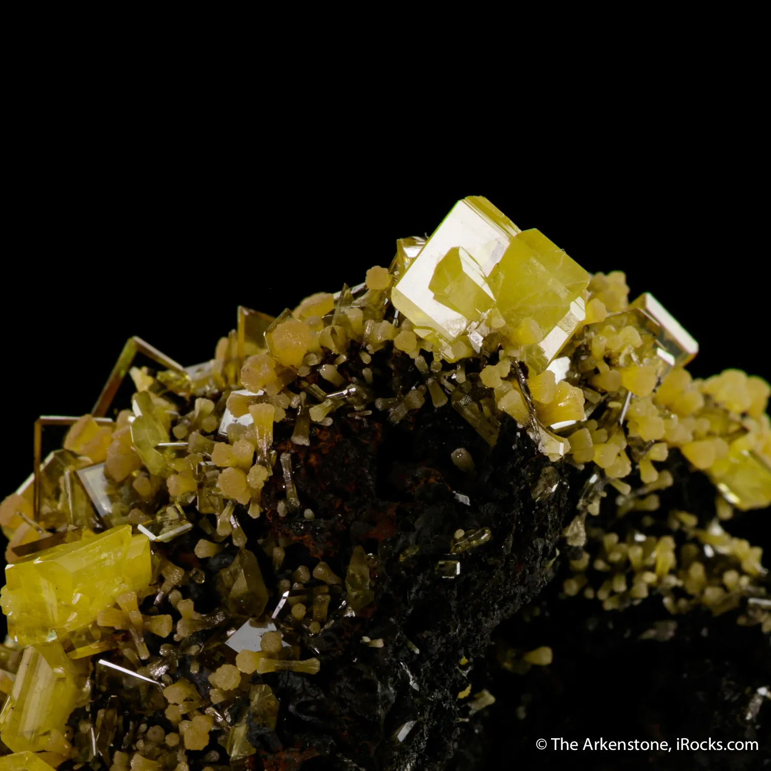 Wulfenite with Mimetite - image 6