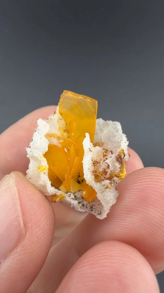 Wulfenite with Quartz - image 2