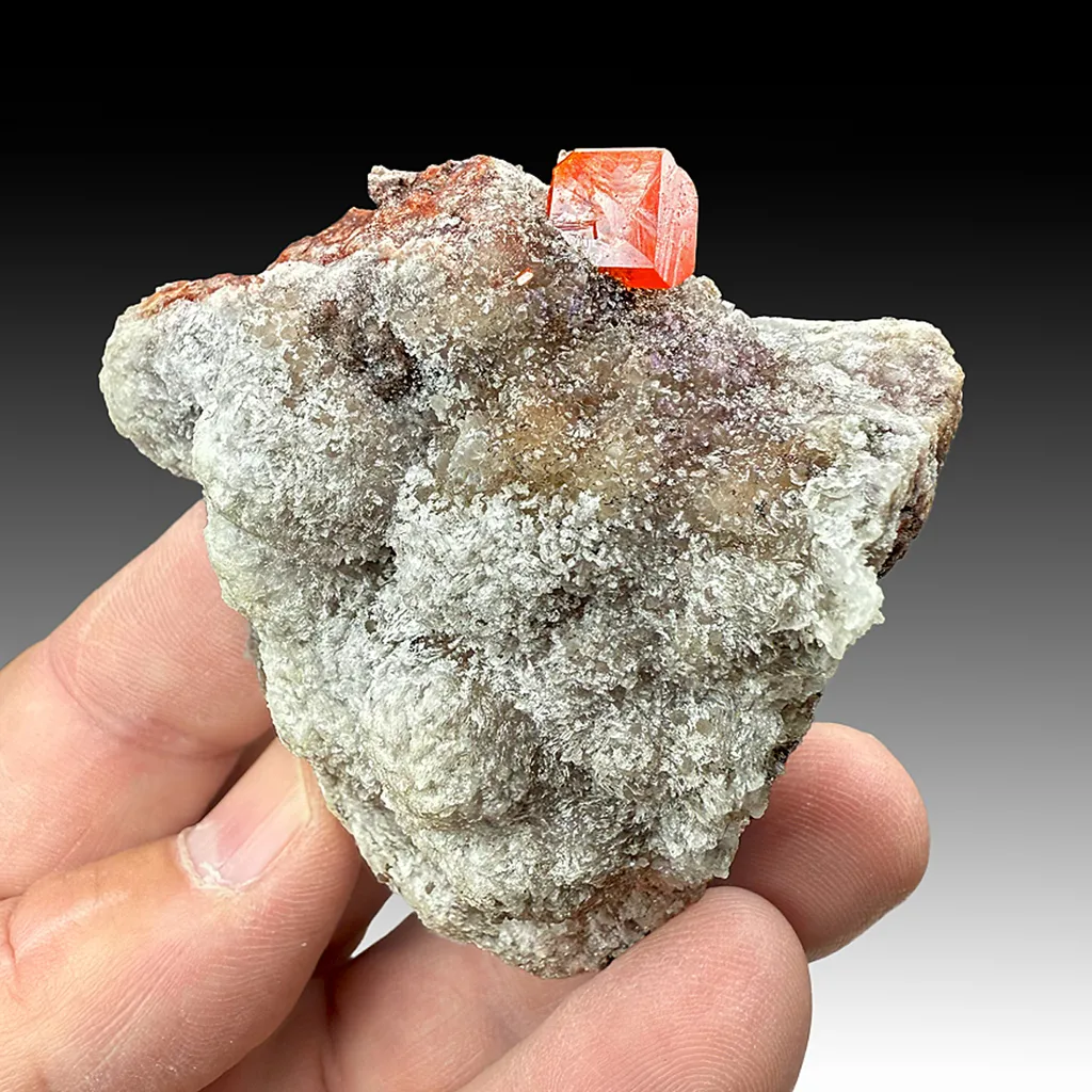 Wulfenite with Quartz image
