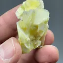 Wulfenite with Quartz - image 2