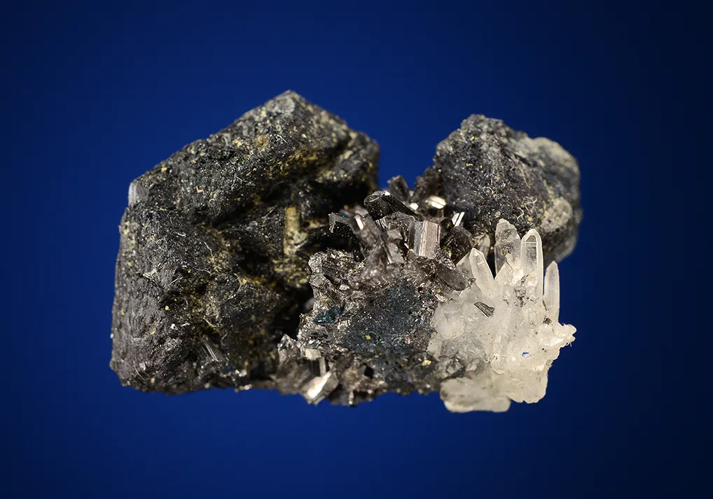 Wurtzite with Enargite - image 3