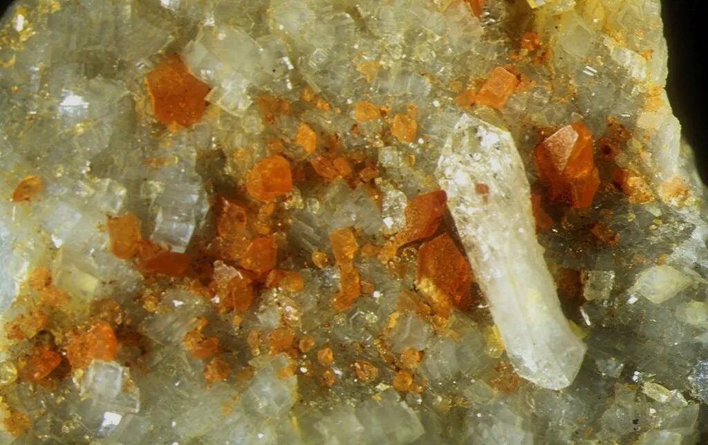 Xénotime (Y) / Quartz, Trimouns, Luzenac, Ariège, France image