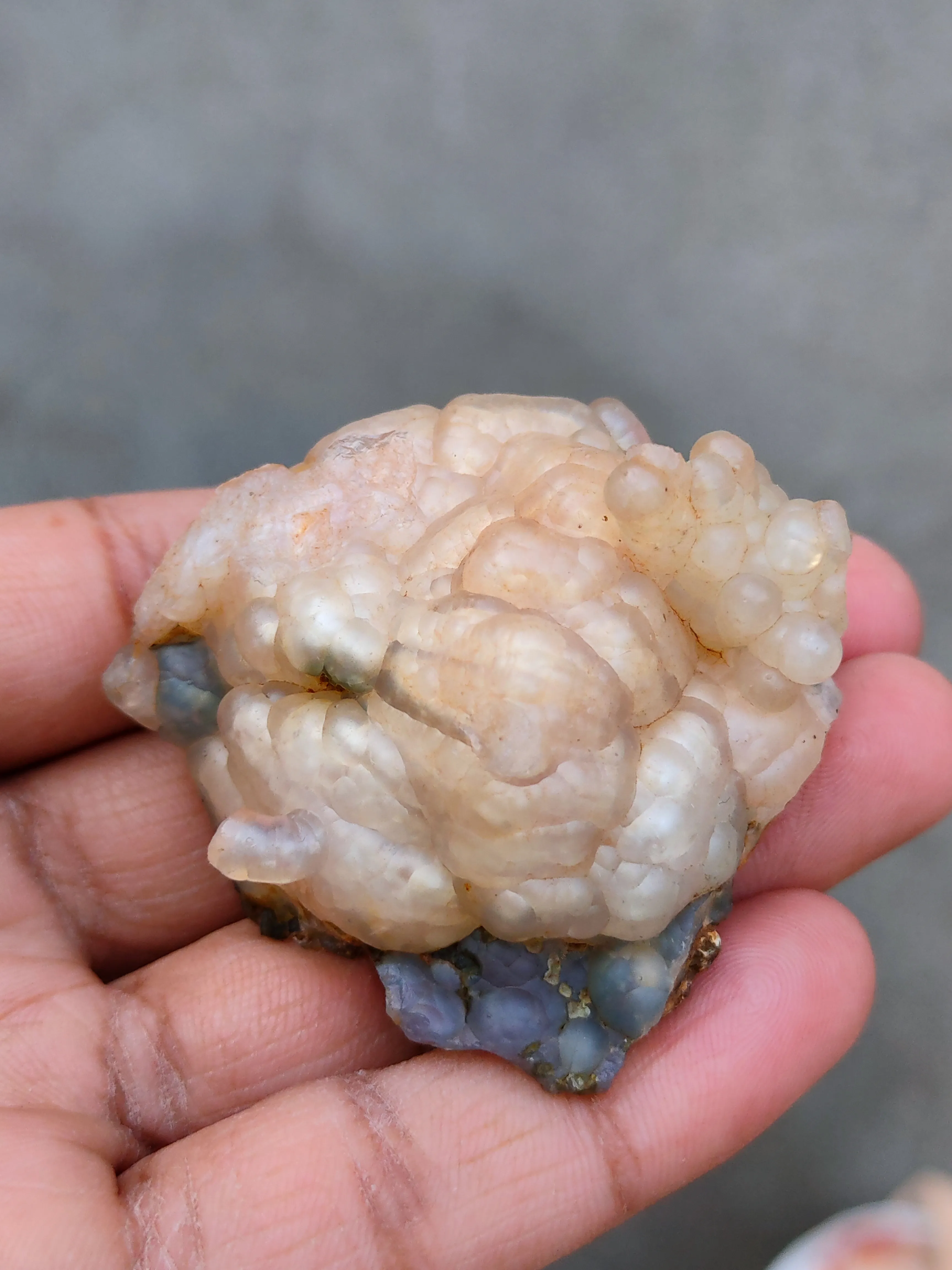 Yellow and blue Chalcedony - image 6