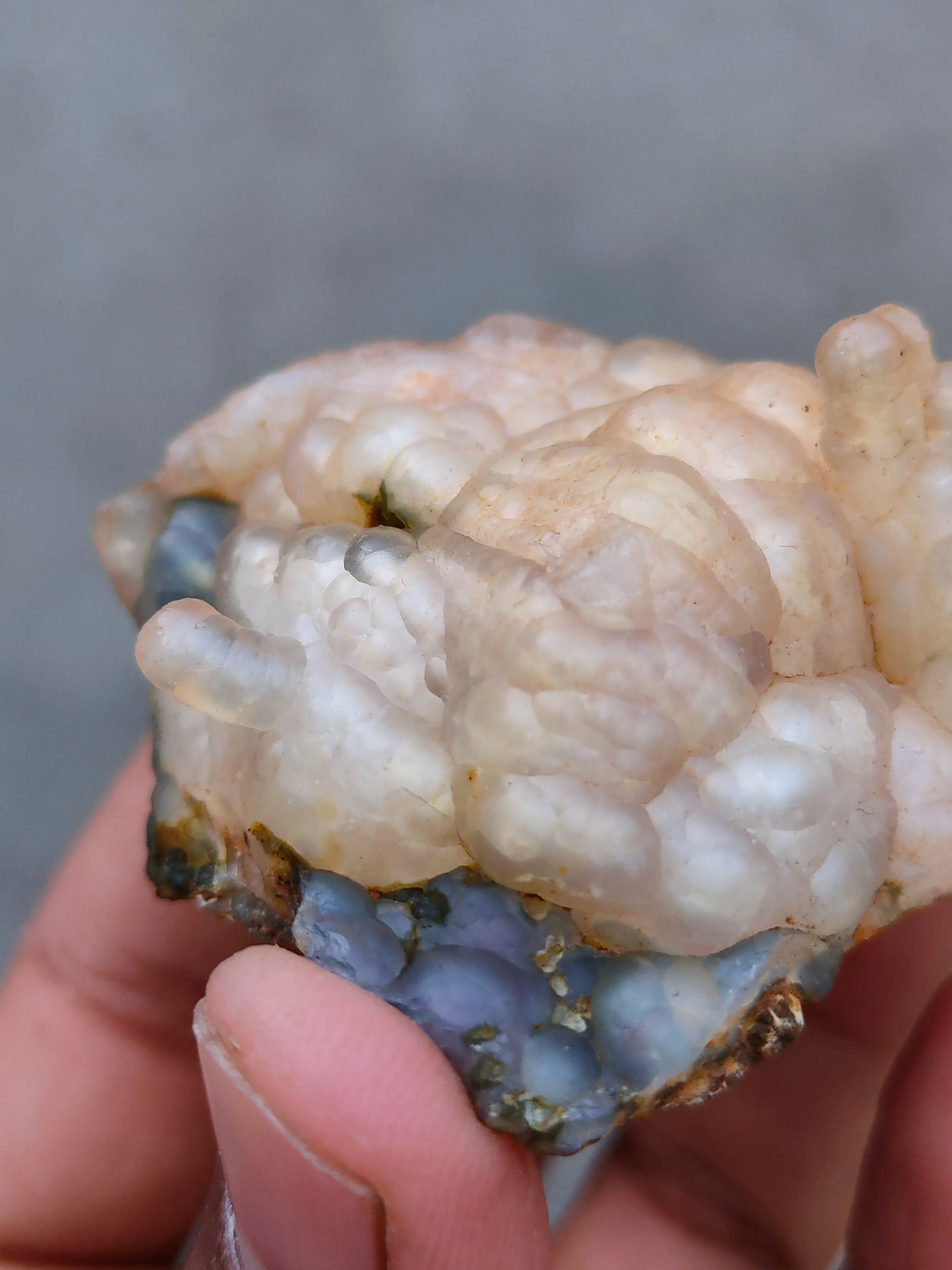 Yellow and blue Chalcedony - image 5