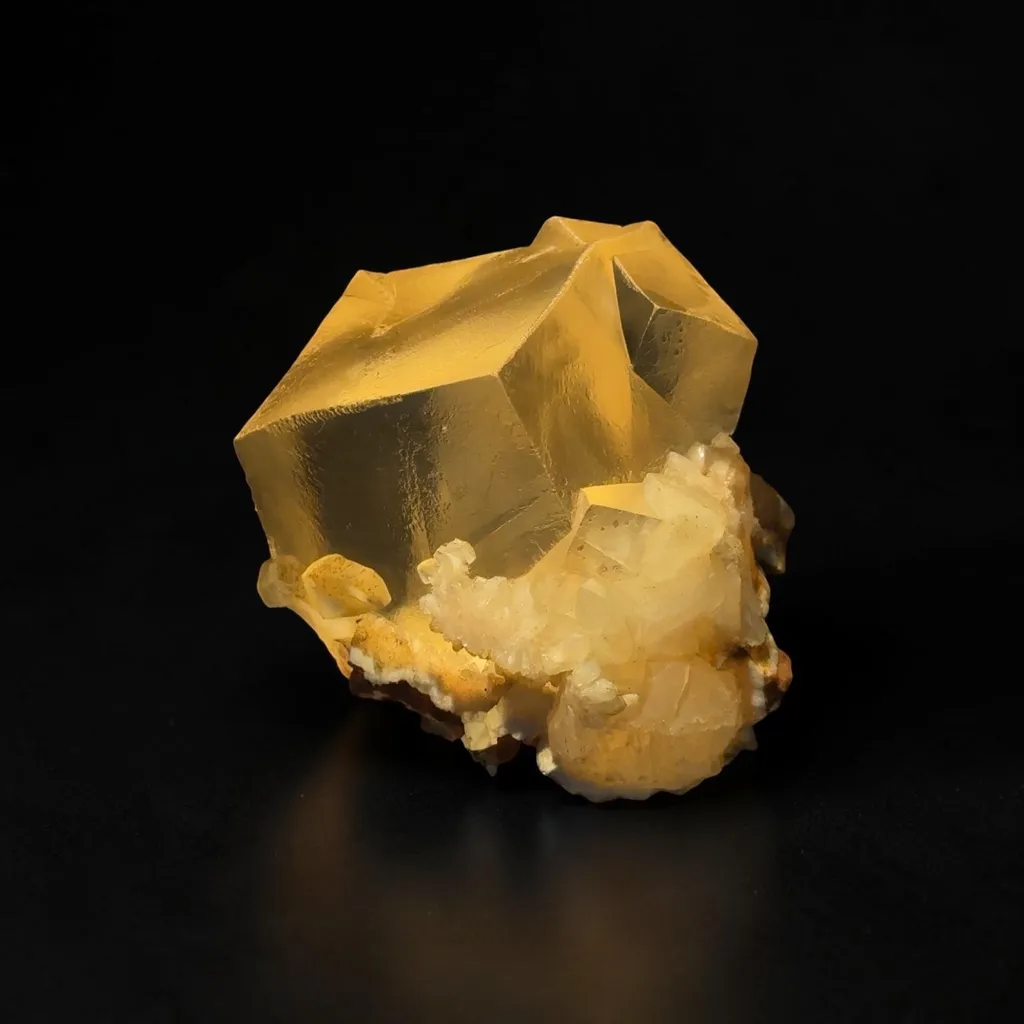 Yellow Calcite image