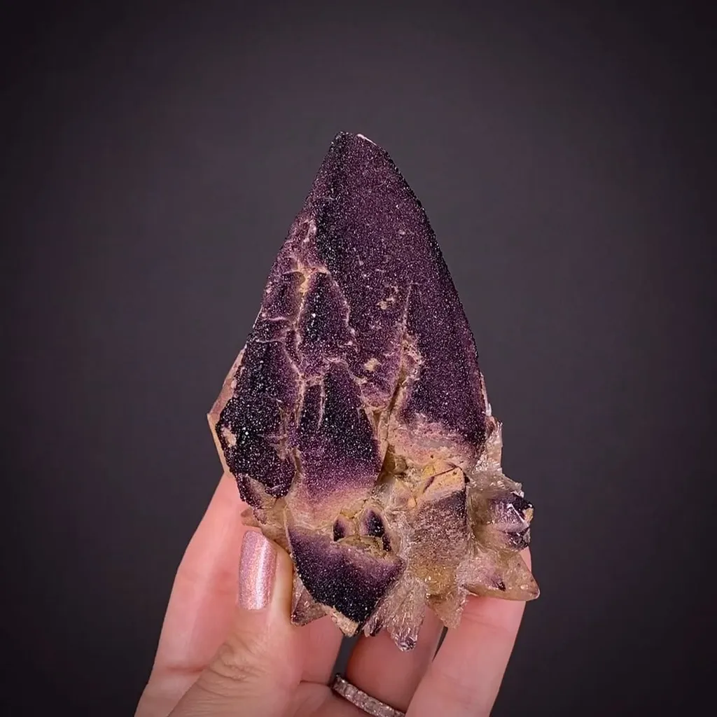 Yttrofluorite on Calcite image