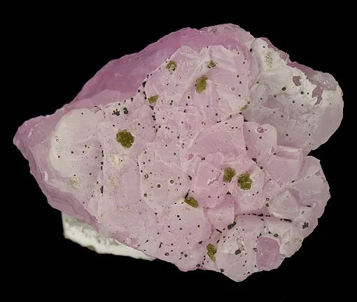 Zanazziite, Quartz (Var: Rose Quartz) image