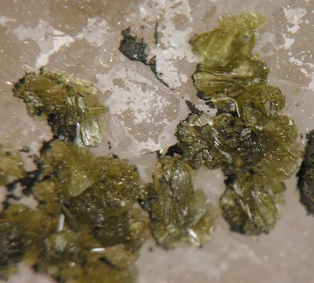 Zanazziite, Quartz (Var: Smoky Quartz) - image 2