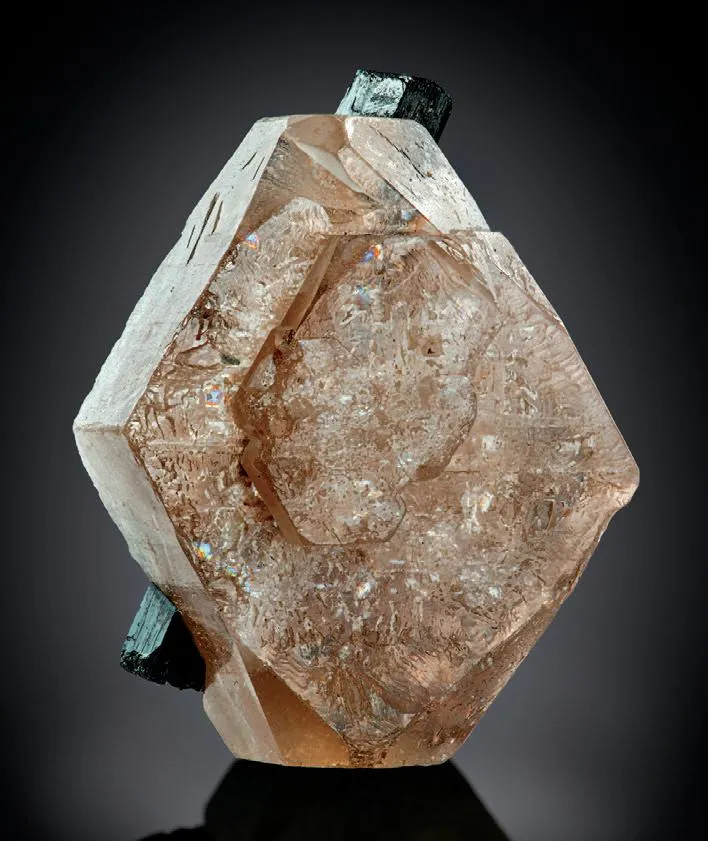 Zektzerite, Arfvedsonite image