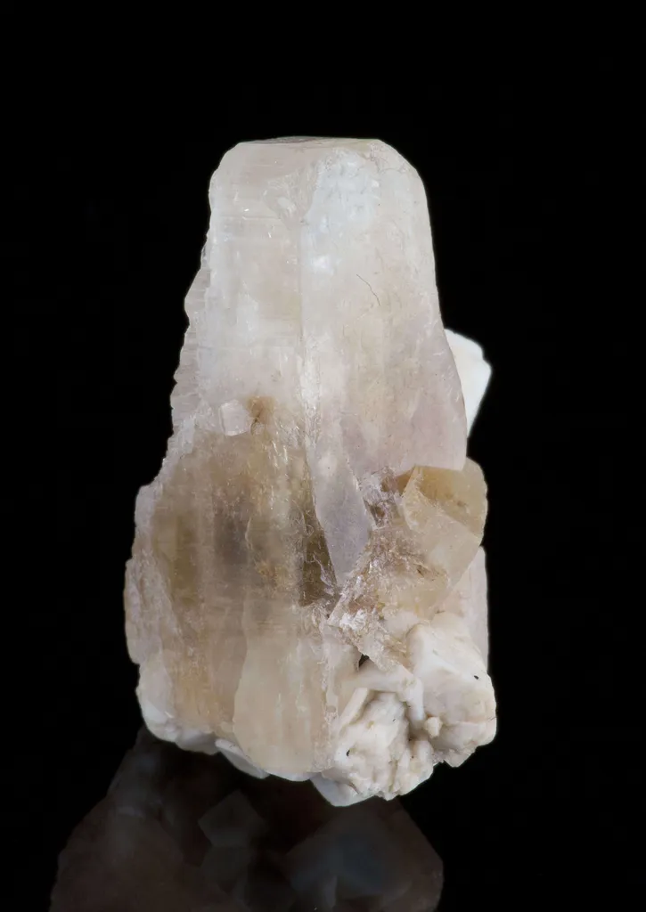 Zektzerite - image 2
