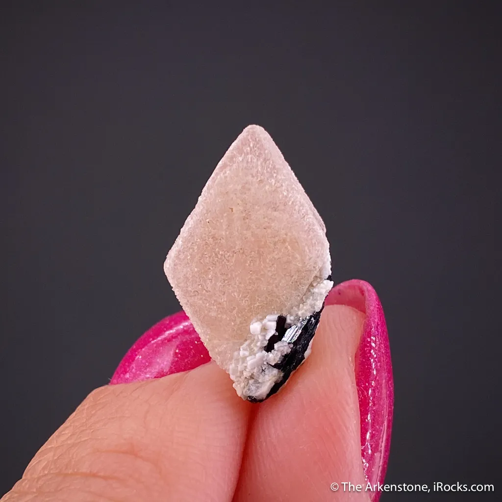 Zektzerite - image 3