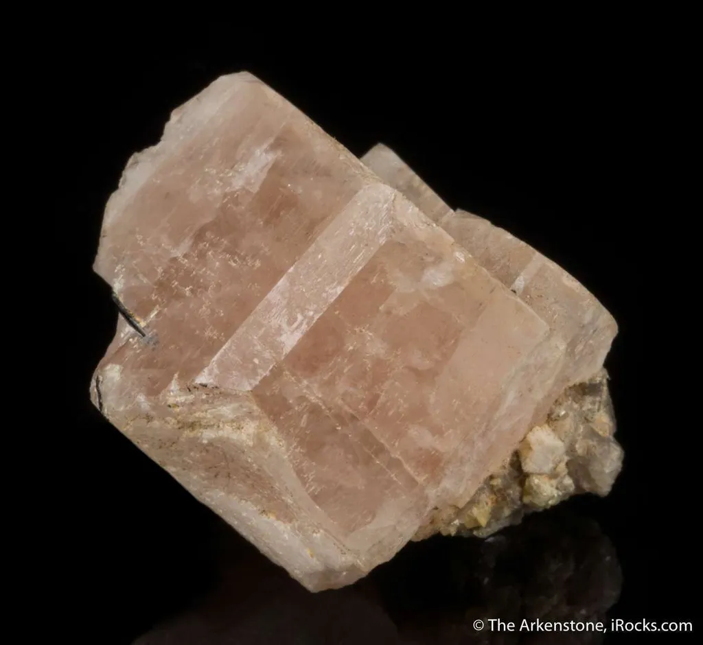 Zektzerite - image 2