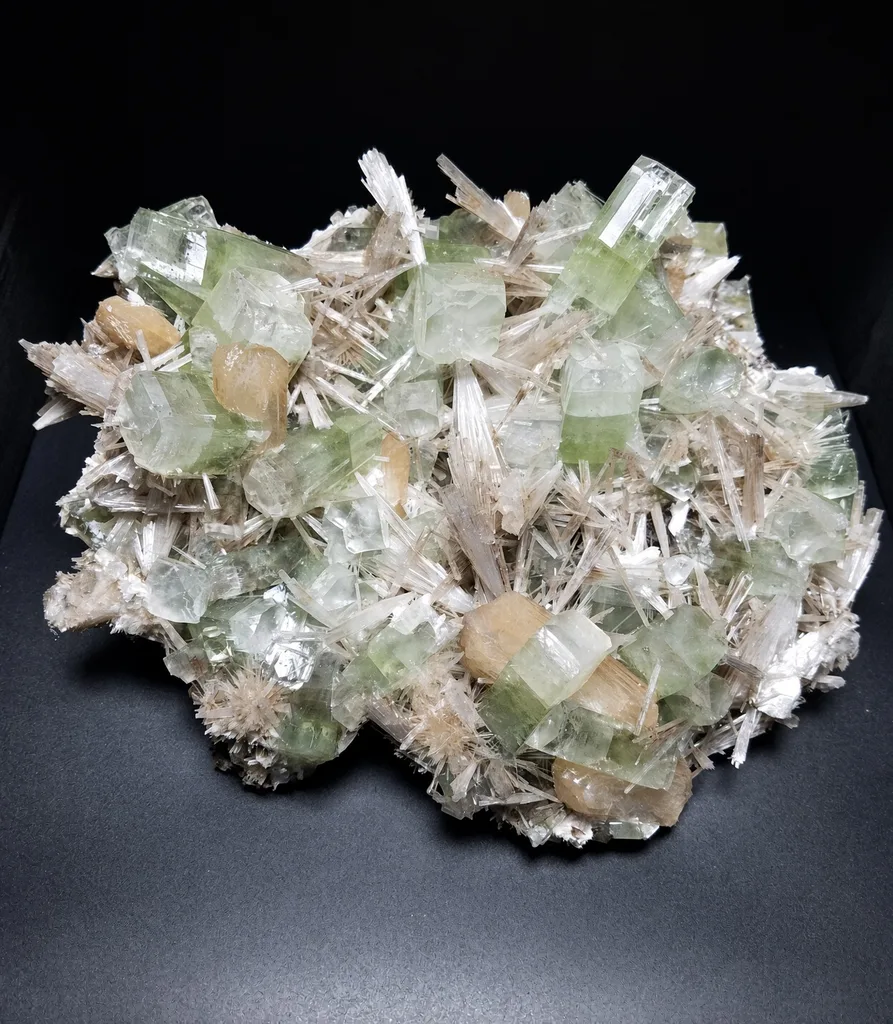 Zeolite Plate with Apophyllite, Scolecite & Stilbite (funny wife story) image