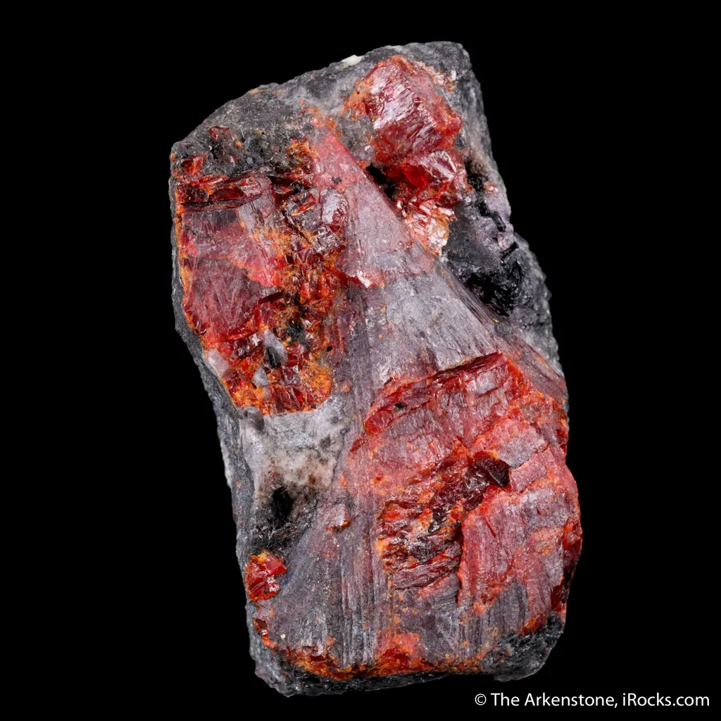 Zincite (co-type locality) on Franklinite - image 4