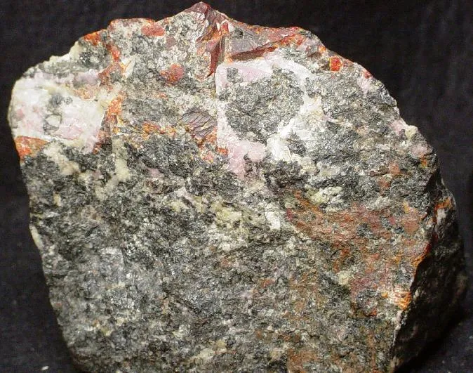 Zincite, Copper, Hodgkinsonite image