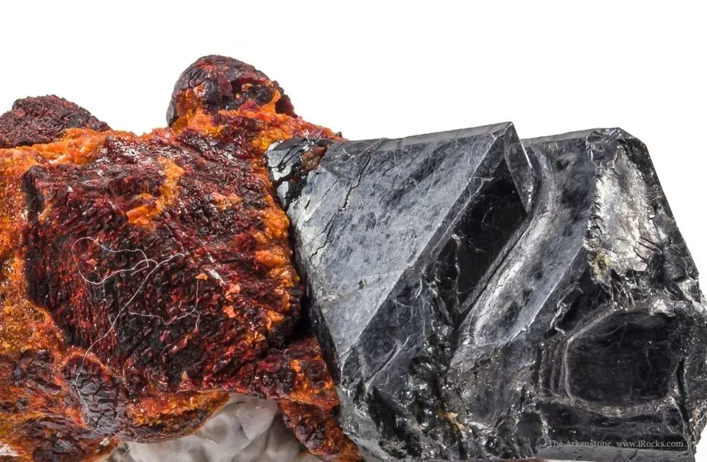 Zincite With Franklinite - image 4