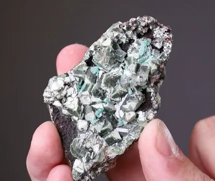 Zincolivenite
