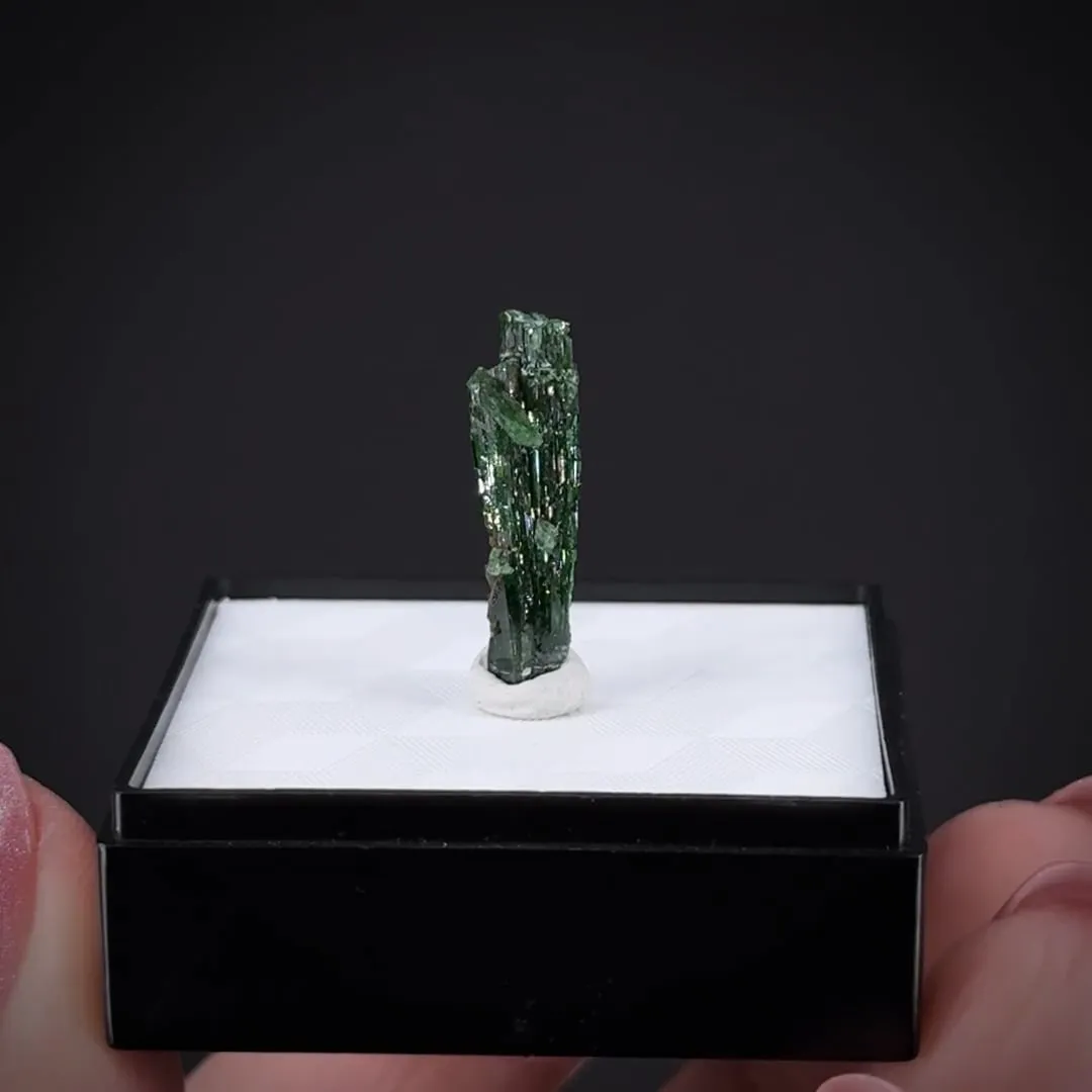 Zincolivenite - image 1