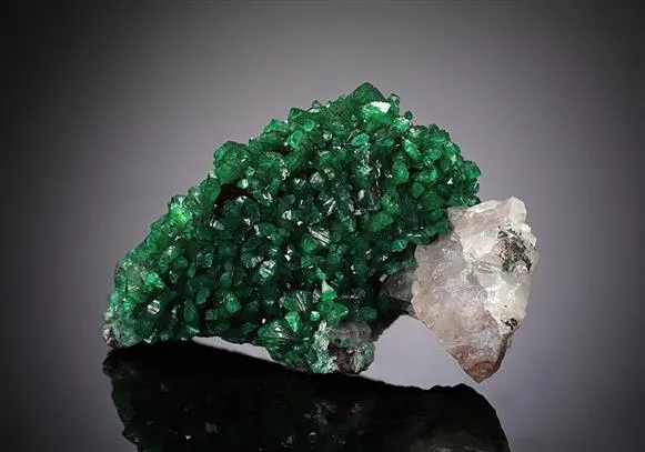 Zincolivenite - image 1