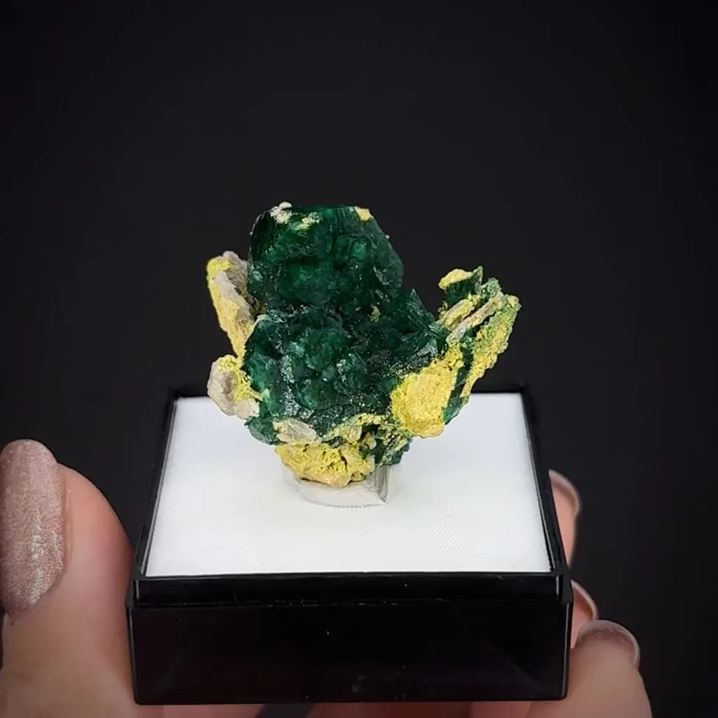 Zincolivenite - image 2