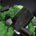 Zincolivenite on Arsentsumebite (TL) - image 1