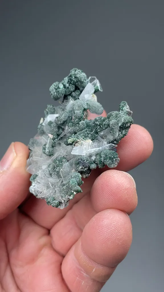 Zincolivenite with Barite - image 2