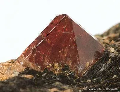 Zircon - image 4