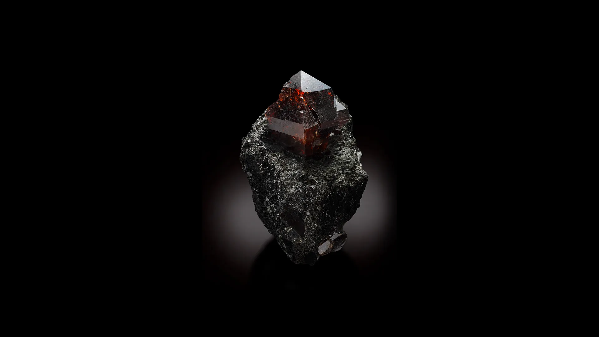 Zircon - image 1