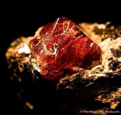 Zircon - image 4