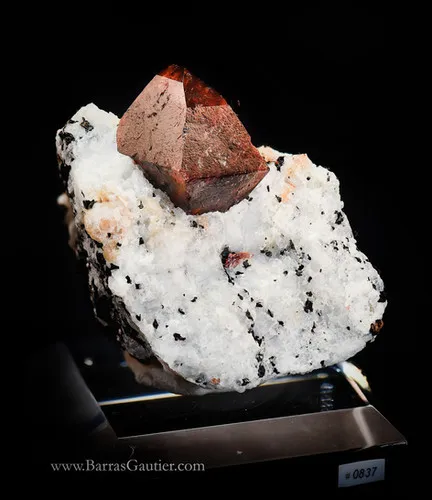 Zircon image
