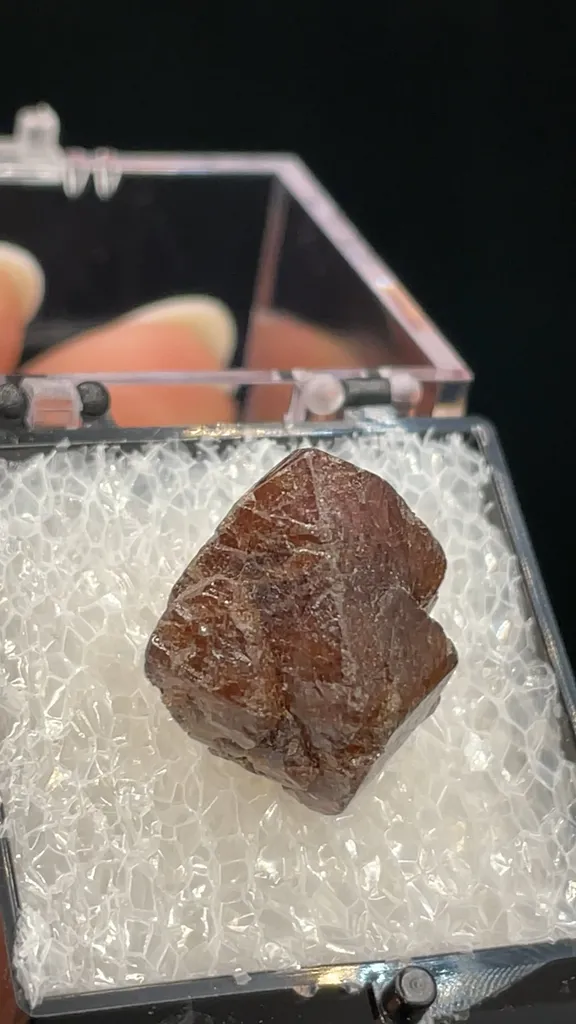 Zircon - image 2