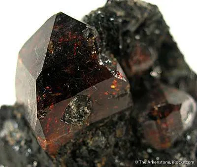 Zircon - image 2