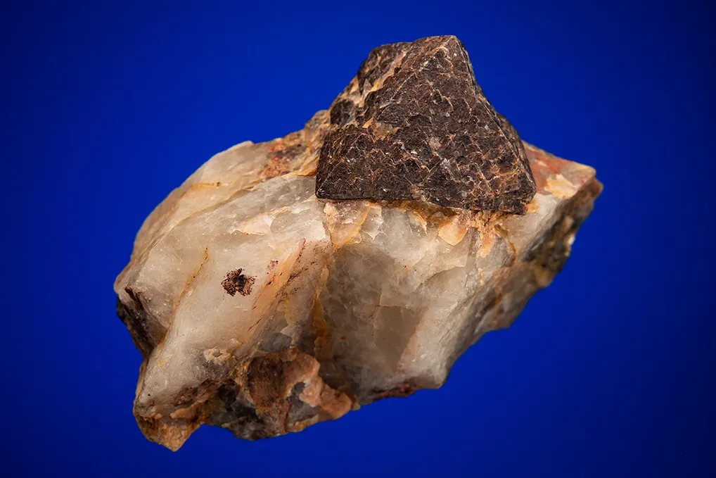 Zircon - image 2
