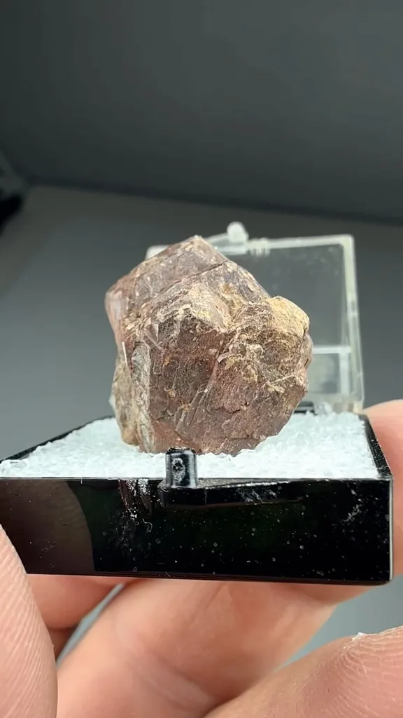 Zircon - image 2