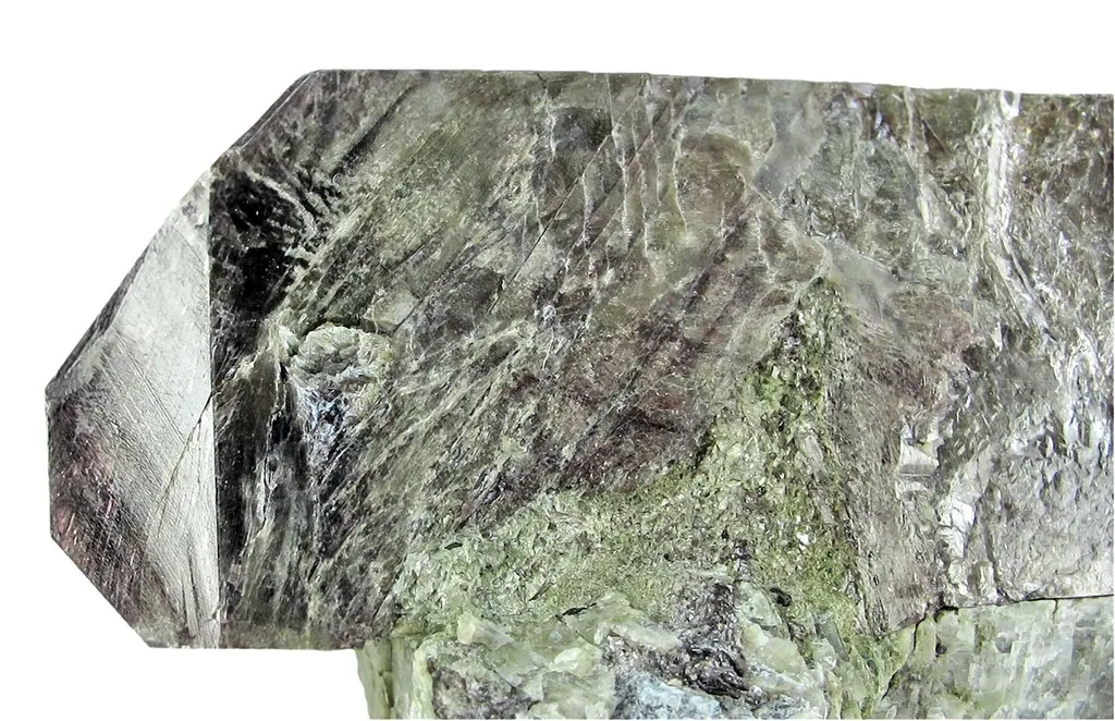 Zircon - image 2