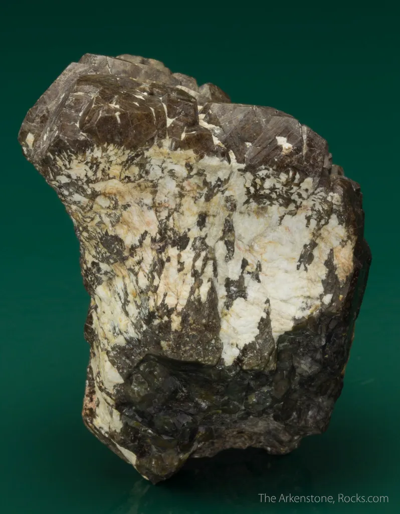 Zircon - image 4