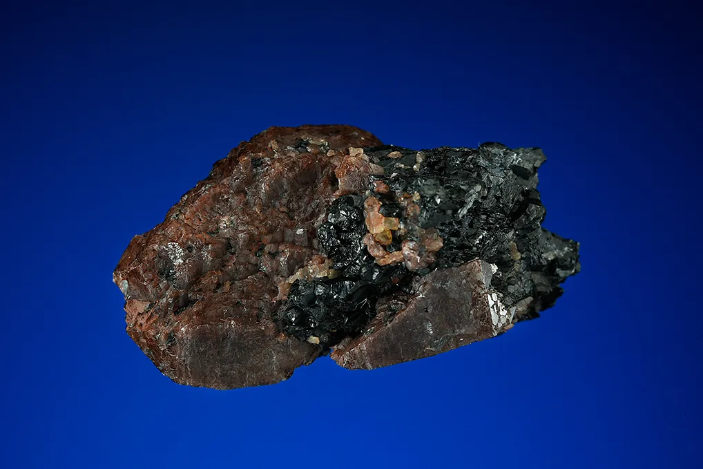 Zircon - image 3