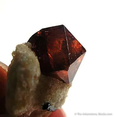 Zircon - image 2